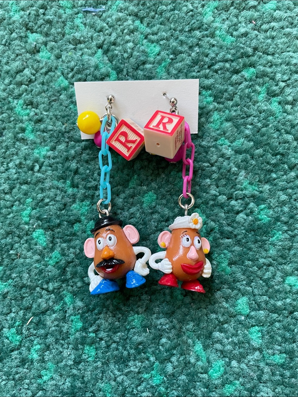 Disney / PIXAR Toy Story Mr potato head earrings